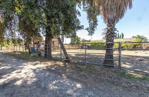 Oakdale House | 2-bedroom house in Oakdale!