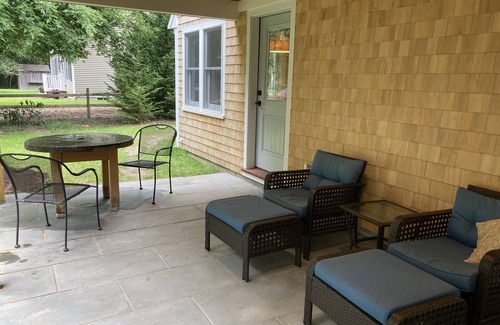 Oak Bluffs House | 2-bedroom house, Short walk to beach, with AC and WiFi in Oak Bluffs
