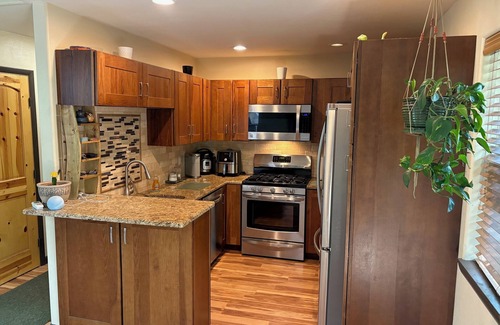 Durango West House | 2-bedroom house w/fitness room, pool table, pong, hot tub in marvelous Durango