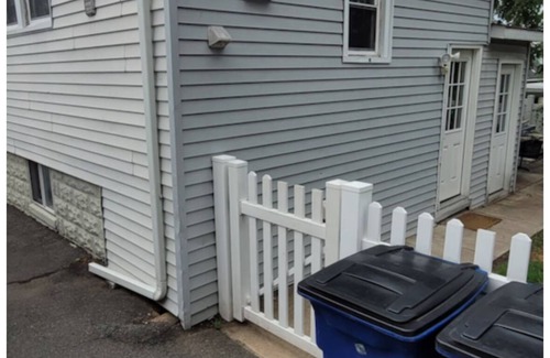Kearny House | 2 Bedroom House with Parking - 30 Min to NYC & Stadiums