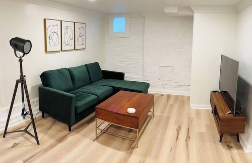 Congress Park Apartment | 2-Bedroom in the Heart of Denver