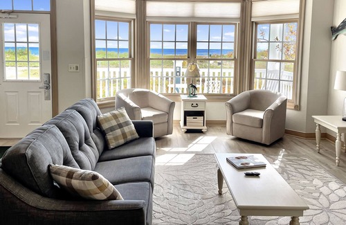 Sheboygan Villa | 2-Bedroom Lakefront Villa
