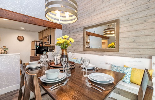 The Galena Territory House | 2 Bedroom +Loft, 2 bath townhouse in The Galena Territory
