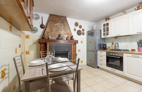 Valpromaro House | 2 bedroom lovely home in Valpromaro