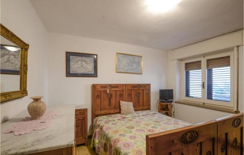 Valpromaro House | 2 Bedroom Lovely Home In Valpromaro