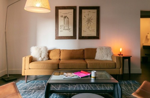 Rutledge Hill Hotel | 2 Bedroom Luxury Suite: Downtown Nashville w/Full Kitchen & Living