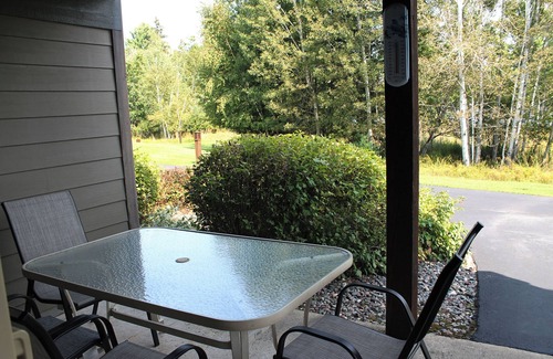 Eagle River Condo | 2 bedroom Lynx Lake condo in Eagle River WI