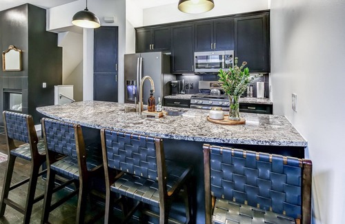 Old Market House | 2-Bedroom Modern Eclectic Old Market Townhouse