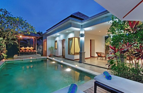 Pererenan Villa | 2 Bedroom Modern Minimalist Pool Villa Canggu near Echo Beach