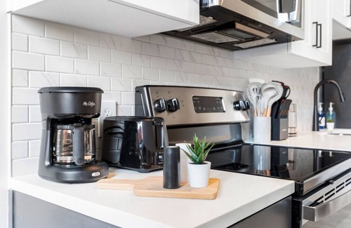 Downtown Cincinnati Apartment | 2 Bedroom Near UC & Good Samaritan Hospital + Wifi