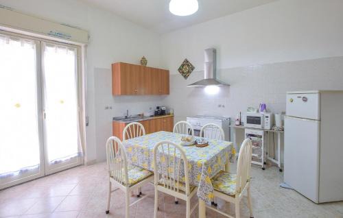 Pozzallo Apartment | 2 Bedroom Nice Apartment In Pozzallo