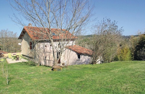 Grignols House | 2 bedroom nice home in Grignols