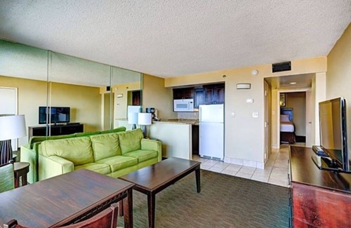 Northeast Virginia Beach Resort | 2-bedroom Oceanfront Condo at Beach Quarters Resort with 2 Oceanfront Balconies