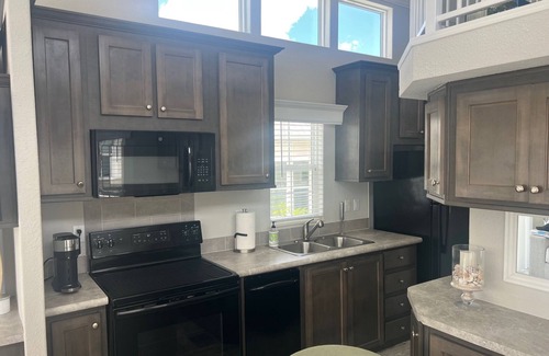 Charlotte Park House | 2-bedroom over 55+ community in delightful Punta Gorda great amenities