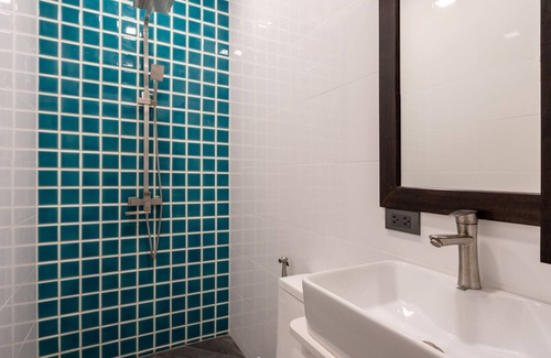 Ko Lanta Apartment | 2 Bedroom penthouse apt. in Long Beach with Seaview