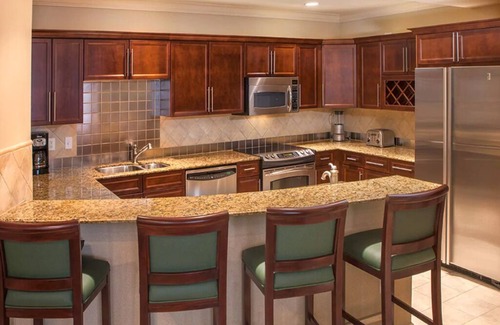 Destin Resort | 2 Bedroom, Pool View, at Destin Beach, Emerald Grande