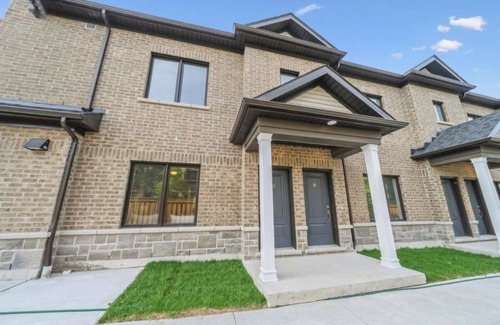 Durham Region House | 2-Bedroom Private Luxury Townhome with premium comfort in the Heart of Oshawa