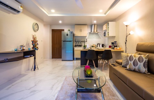 Wichit Apartment | 2 Bedroom Private Pool Apartment on Secluded Beach