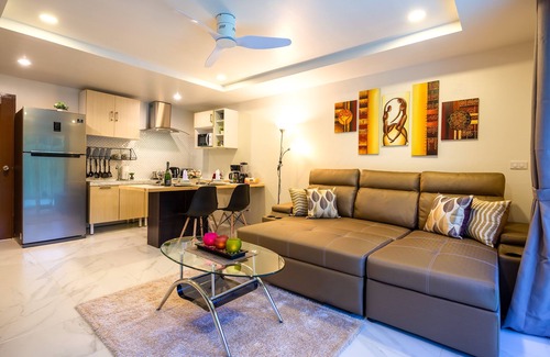 Wichit Apartment | 2 Bedroom Private Pool Apartment on Secluded Beach