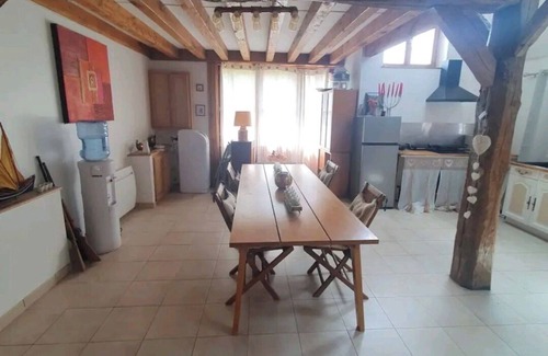 Auteuil House | 2 Bedroom Private vacation home in Auteuil