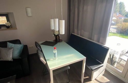 Zandt House | 2 Bedroom Private vacation home in Zandt