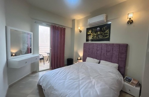 Village Road Resort | 2-bedroom resort in peaceful Red Sea Governorate with WiFi, AC