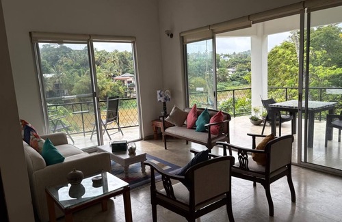 Kandy Apartment | 2-bedroom riverside first floor apartment in beautiful Kandy with AC, WiFi