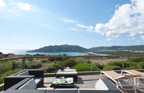 Santa Giulia Villa | 2 bedroom sea view villa - Santa Giulia - Residence with heated swimming pool