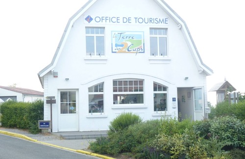 Wissant Apartment | 2 bedroom seafront apartment with exceptional views