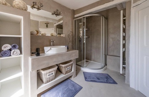 Les Mees House | 2 bedroom stunning home in Les Mées