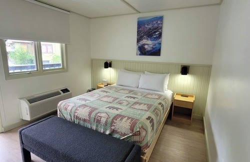 Gatlinburg Hotel | 2 Bedroom Suite - 2QQS