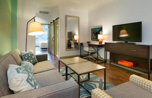 Historic District - North Hotel | 2-Bedroom Suite at a 4⭐️ Hotel