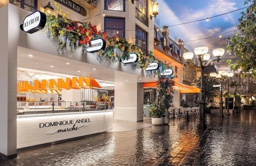 Las Vegas Hotel | 2-Bedroom Suite at a 4⭐️ Hotel