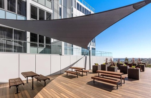 Bondi Junction Apartment | 2-Bedroom Suite Near to Bondi Beach Sydney
