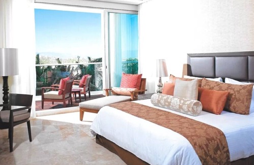 Nuevo Vallarta Resort | 2 Bedroom Suite in 5 Diamond Resort