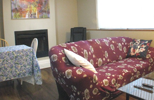 Dunbar House | 2 Bedroom Suite - Near University BC