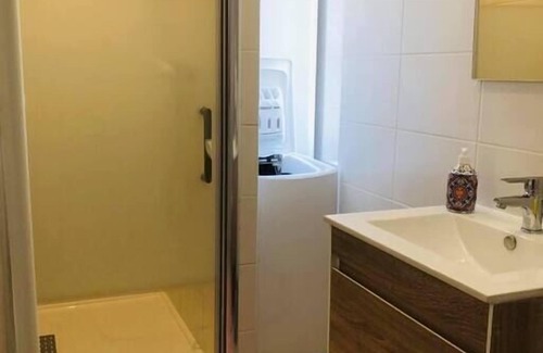 Bayeux House | 2 bedroom town house, la petite Aure