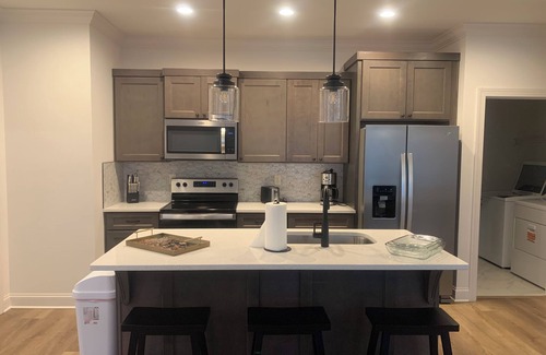 Graysville House | 2 Bedroom Townhome in Ringgold Georgia