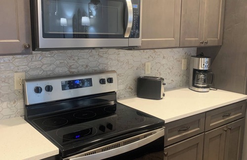 Graysville House | 2 Bedroom Townhome in Ringgold Georgia