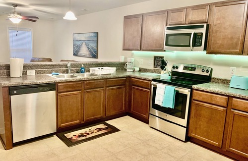 Westgate House | 2-bedroom townhouse close to shopping and the base