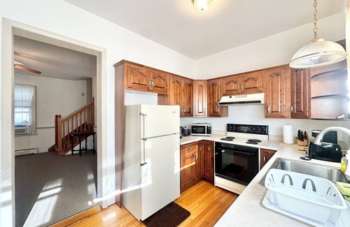 Danville House | 2 Bedroom Unit 5 Min to Walk GMC