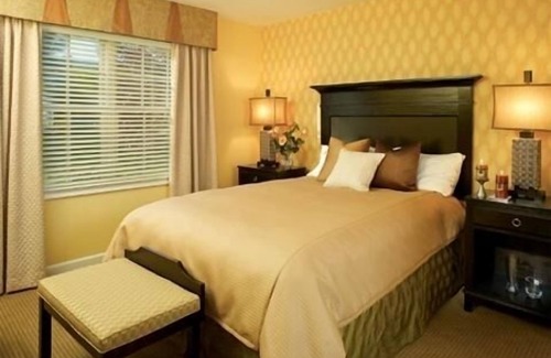Williamsburg Resort | 2 Bedroom unit at Williamsburg Plantation