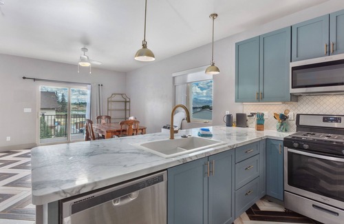 Salida Condo | 2-bedroom Upper Townhome in peaceful Poncha Springs