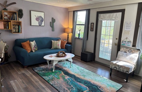 Hays County Cottage | 2 Bedroom Vacation Cottage in San Marcos/Wimberley, TX