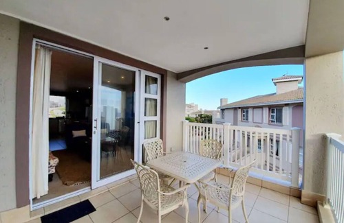 Hartenbos House | 2 Bedroom Villa in Pinnacle Point Golf Estate