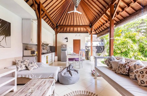 Sanur Villa | 2 Bedroom Villa, pool, garden, beachside