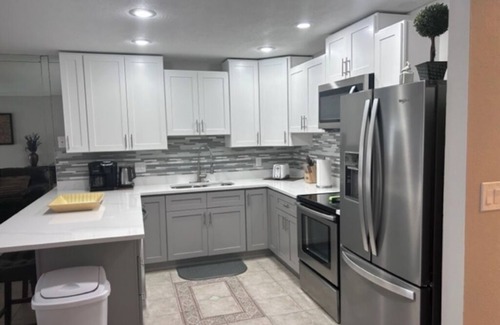 Highland Beach Villa | 2-bedroom villa just 6 minutes drive to Florida Atlantic University