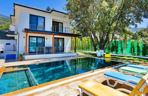 Hisaronu Villa | 2 Bedroom Villa with Private Pool in Ölüdeniz