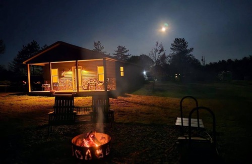 Benezette Cabin | 2 Bedroom w/King, 1 Bath across from Visitors Center- 4-Night Stay Discounts