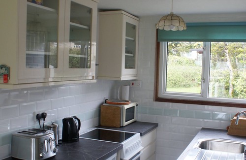 Bude Ski Chalet | 2 bedroom, west facing property in lovely setting, close to Bude and beaches..
